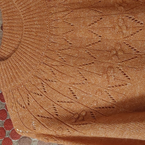 RW & Co. Sweater Sz Med - Picture 2 of 8